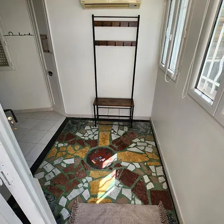 בית נופש Pretty And Comfortable Outbuilding With Swimming Pool And Garden